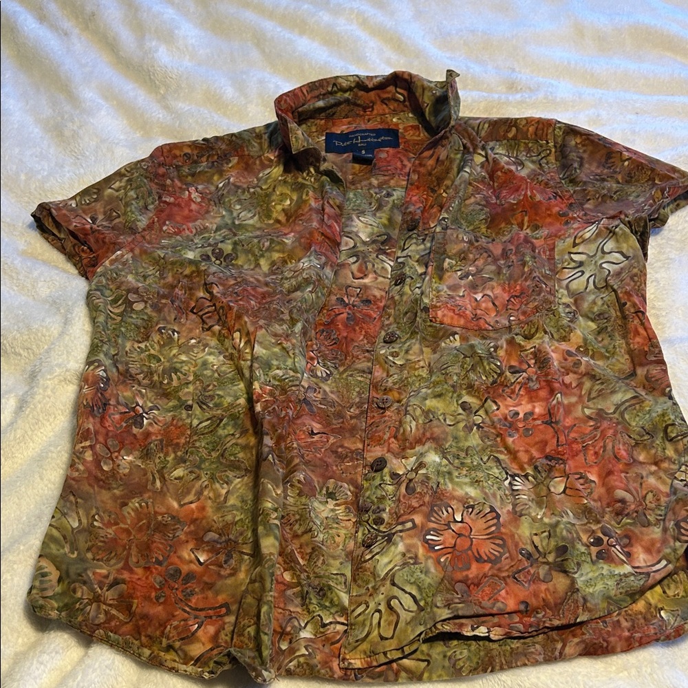 Tropical Floral Casual Button-Down Shirt